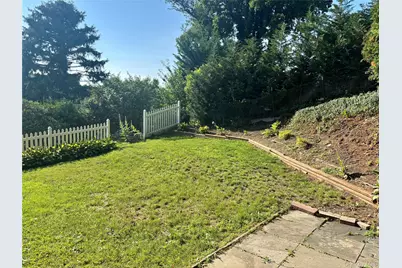 59 Weeks Avenue, Oyster Bay, NY 11771 - Photo 21