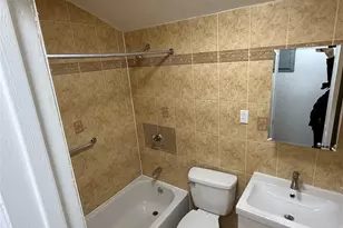 24-07 Brookhaven Ave, Far Rockaway, NY 11691 - Photo 5