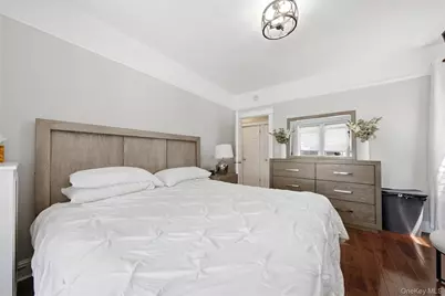 4523 Monticello Avenue, Bronx, NY 10466 - Photo 17