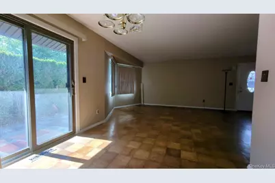 5 Devon Court #B, Yorktown Heights, NY 10598 - Photo 5