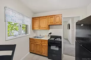 194 Jersey Ave, Greenwood Lake, NY 10925 - Photo 3