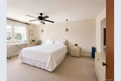 10 Tioken Road, Spring Valley, NY 10977 - Photo 19