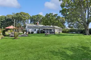 270 Opechee Ave, Southold, NY 11971 - Photo 13