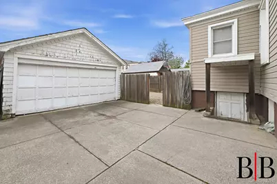 533 Beach 130th Street, Rockaway Park, NY 11694 - Photo 29