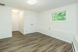 7 SE Rd, Sands Point, NY 11050 - Photo 23