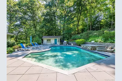 7 Southeast Road, Sands Point, NY 11050 - Photo 25
