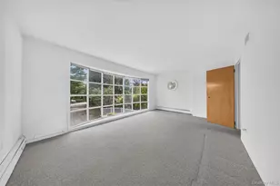 149-37 Powells Cove Blvd, Whitestone, NY 11357 - Photo 11