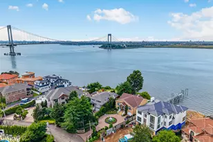 149-37 Powells Cove Blvd, Whitestone, NY 11357 - Photo 3