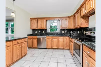 4004 Rombouts Avenue, Bronx, NY 10466 - Photo 9