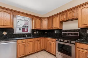 4004 Rombouts Ave, Bronx, NY 10466 - Photo 11