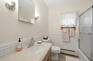 32 Jackson St, Riverhead, NY 11901 - Photo 21