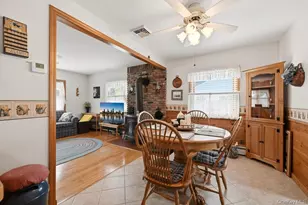 32 Jackson St, Riverhead, NY 11901 - Photo 11