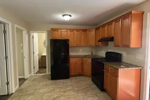 1121 Woodcrest Ave, Riverhead, NY 11901 - Photo 5