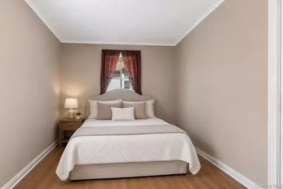 223 Croydon Road, Yonkers, NY 10710 - Photo 15