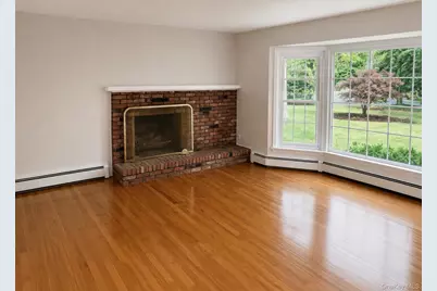 6 Holly Lane, Remsenburg, NY 11960 - Photo 3