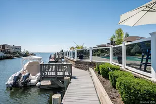 280 Bay Dr, Massapequa, NY 11758 - Photo 39