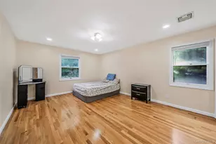 2 Berkeley Pl, Sea Cliff, NY 11579 - Photo 15