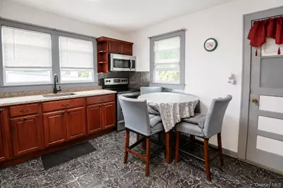 15 S Plank Road, Newburgh, NY 12550 - Photo 9