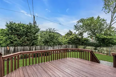 43 Grohmans Lane, Plainview, NY 11803 - Photo 25