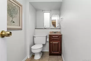 43 Grohmans Ln, Plainview, NY 11803 - Photo 23