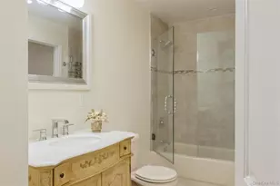 43 Viola Dr, Glen Cove, NY 11542 - Photo 25
