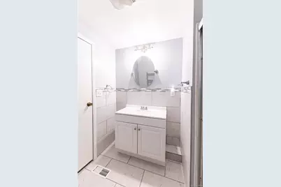 525 Riverleigh Avenue #106, Riverhead, NY 11901 - Photo 19