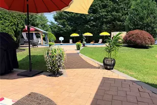 703 Lincoln Ave, Sayville, NY 11782 - Photo 23