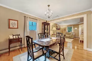 179 Scarcliffe Dr, Malverne, NY 11565 - Photo 15