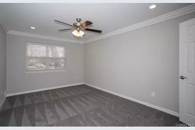 125 Westwood Drive #145, Westbury, NY 11590 - Photo 5
