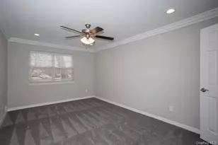 125 Westwood Dr, Westbury, NY 11590 - Photo 5