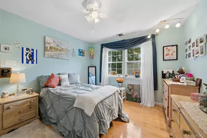 15 Barnaby Court E, Hauppauge, NY 11788 - Photo 23