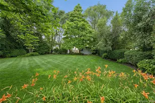 15 Barnaby Ct E, Hauppauge, NY 11788 - Photo 43