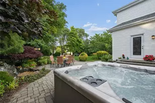 15 Barnaby Ct E, Hauppauge, NY 11788 - Photo 39