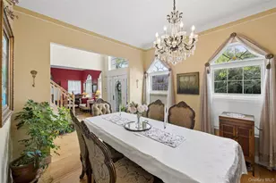 15 Barnaby Ct E, Hauppauge, NY 11788 - Photo 11