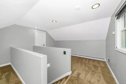 925 Liberty Street, Bohemia, NY 11716 - Photo 23