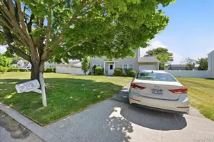 7 Apple Blossom Ln, Patchogue, NY 11772 - Photo 25