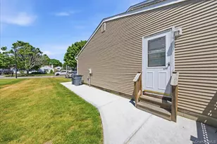 7 Apple Blossom Ln, Patchogue, NY 11772 - Photo 23