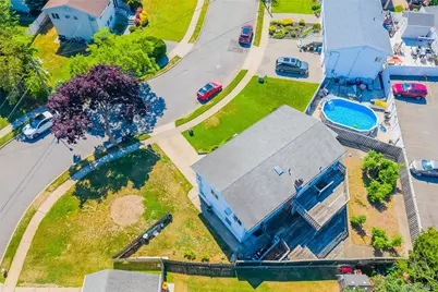 14 Laurel Place, Bethpage, NY 11714 - Photo 33