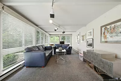 39 Upper Drive, Huntington, NY 11743 - Photo 5