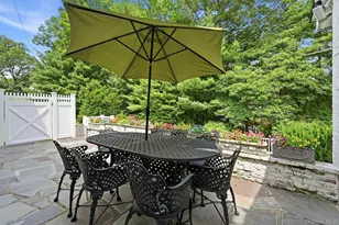 39 Upper Dr, Huntington, NY 11743 - Photo 7