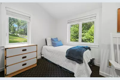 39 Upper Drive, Huntington, NY 11743 - Photo 17