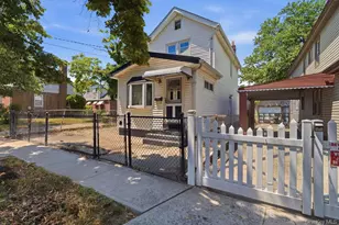 137-48 171st St, Jamaica, NY 11434 - Photo 3