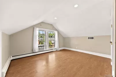 15 Pershing Avenue, Locust Valley, NY 11560 - Photo 23