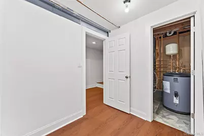 15 Pershing Avenue, Locust Valley, NY 11560 - Photo 29