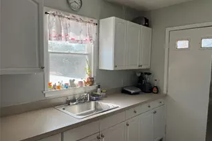 43 Second Ave, Central Islip, NY 11722 - Photo 5
