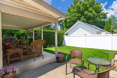 75 Wagg Avenue, Malverne, NY 11565 - Photo 23