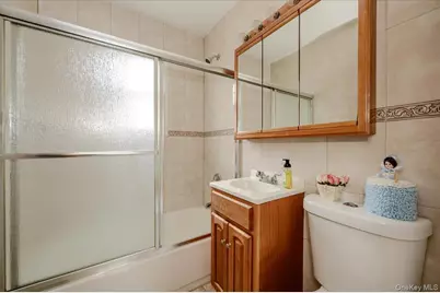 3061 Lasalle Avenue, Bronx, NY 10461 - Photo 11