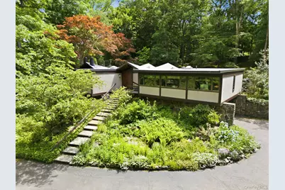 670 Long Hill Road W, Briarcliff Manor, NY 10510 - Photo 1
