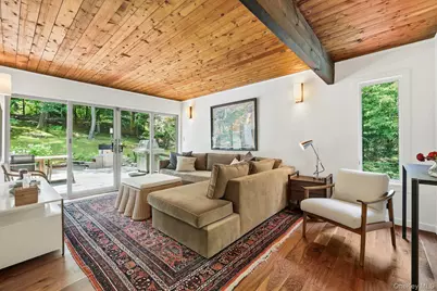 670 Long Hill Road W, Briarcliff Manor, NY 10510 - Photo 29