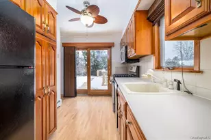 159 Nevada St, Hicksville, NY 11801 - Photo 9
